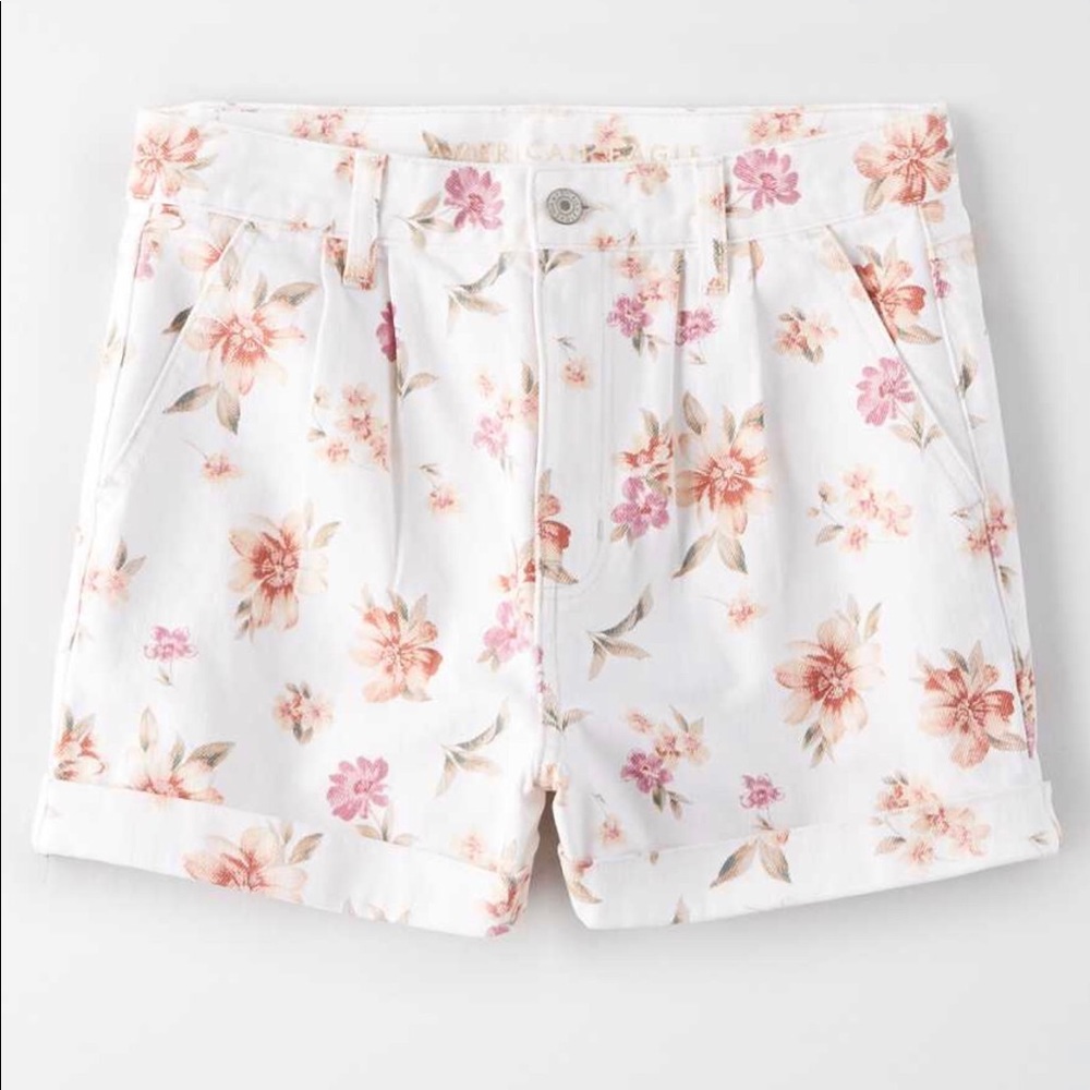 AMERICAN EAGLE Floral Mom Shorts